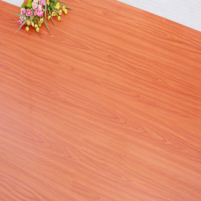 Pavimenti in legno laminato non finiti con certificazione