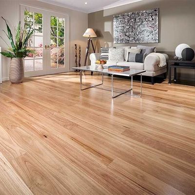 Scopri la bellezza e la durata dei pavimenti in legno a tre strati red oak
