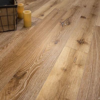 Migliora la tua camera da letto con il supporto tecnico online per pavimenti di ingegneria di Herringbone