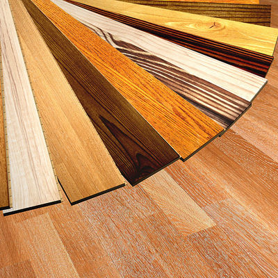 Colore semplice Uso interno Stile di legno di lusso Clica Pavimento in PVC / pavimento in lvt / pavimento in spc