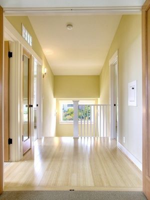 Trasforma il tuo spazio con pavimenti di legno laminato resistenti all'acqua