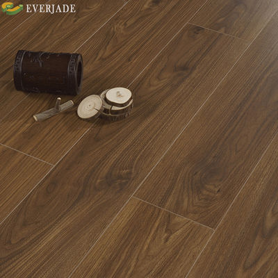 Pavimenti in legno ingegnerizzato a più strati