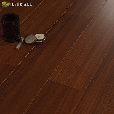 Pavimenti in legno ingegnerizzato a più strati