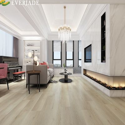 Migliora il tuo progetto con pavimenti a gomma a chiave a colori semplici 9x48