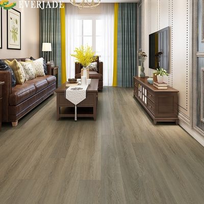 Pavimenti in legno reale di 12 mm di rivestimento di forno di aringhe di Chevron, di marmo, di spugna di Eir, di quercia, di aringhe di spc