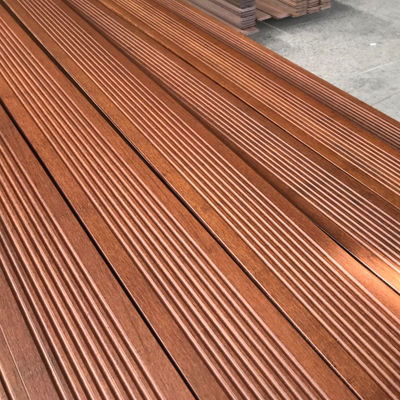 Trasforma il tuo spazio esterno con un design moderno e ecologico