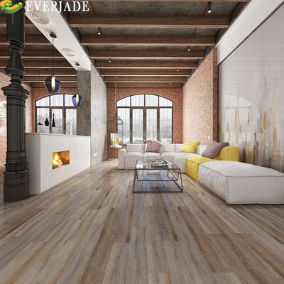 Pavimenti a prova d'acqua per design moderno