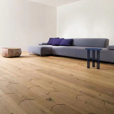 Pavimenti in legno ingegneristico in legno di quercia di ossa di pesce ecologici durevoli e eleganti per il soggiorno