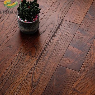 Pavimenti in legno rigido T G di legno rigido ingegnerizzato rosso nero marrone vintage