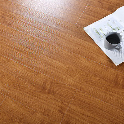 5.5mm SPC Hybrid Floor Tile per un ambiente ecologico soddisfatto