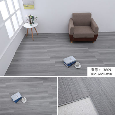 Servizio post-vendita Ispezione in loco SPC Pavimenti in vinile a clic impermeabili 5mm 8mm 4mm