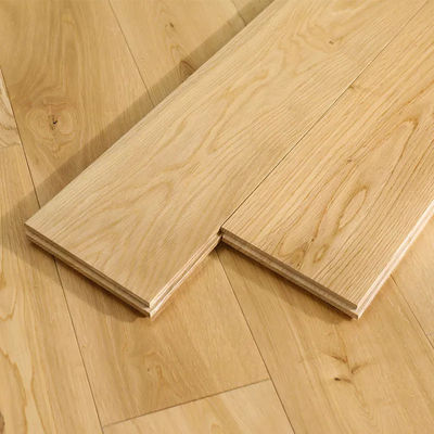 Pavimenti in legno duro HDF Golden Pine Espresso Satin Oak Pavimenti di ingegneria per gli standard