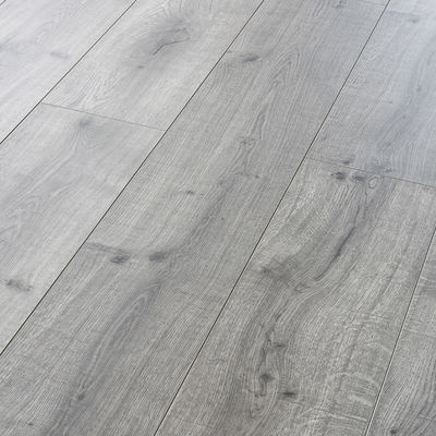 Pavimenti in legno laminato impermeabile da 8 mm a effetto grano di legno con modello di bisella a scanalatura U