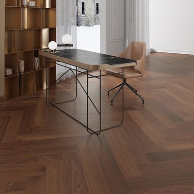 Tre strati di parquet di legno ingegnerizzato per il soggiorno