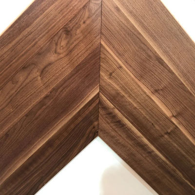 Tre strati di parquet di legno ingegnerizzato per il soggiorno