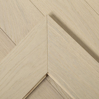 Tre strati di parquet di legno ingegnerizzato per il soggiorno