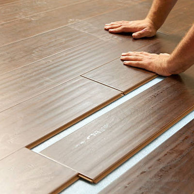 Piastrelle di pavimenti laminate di ossa di pesce anti-statiche pressate U-Groove V-Groove per soggiorno
