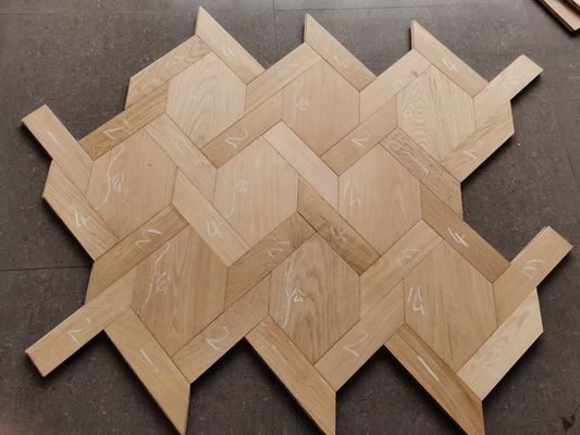 Pavimento in legno ingegneristico Parkett Boden Finish Stile di design moderno Pavimento in legno duro da 18 mm