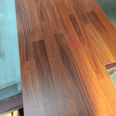 Pavimenti SPC facile clic Acque resistenti Pavimenti ignifughi per ambienti interni 4mm 5mm