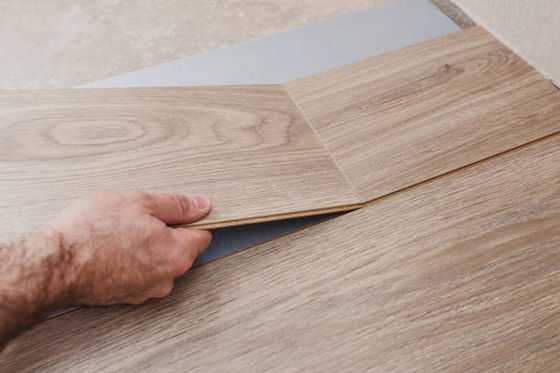 Pavimenti laminati opaci HDF MDF TAP GO angolo destro U-groove V-groove