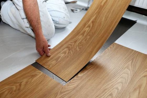 Pavimenti in PVC ignifughi Lvt Click 5mm 8mm impermeabili