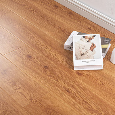 Pavimenti in legno stratificato da 1218*240 mm ad alta densità per prestazioni superiori