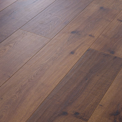 1218*303mm Pavimenti in legno laminato di quercia ignifughi e impermeabili per il miglioramento del soggiorno