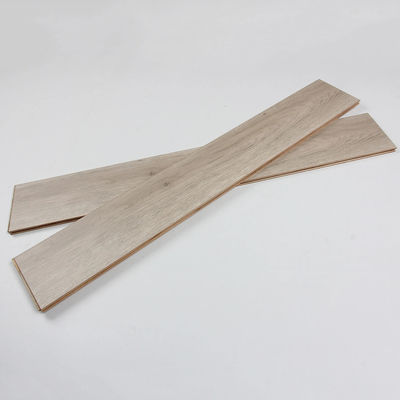 GOLDEN PINE HDF Pavimento laminato in legno AC5 Clic Pavimento galleggiante in legno impermeabile Suelo laminato