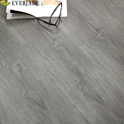 100% impermeabile 4mm 5mm 6mm Materiale vergine Vinyl Plank Legno Grano SPC Pavimento clic Vinyl Pavimento per la casa