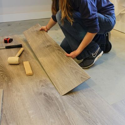 Tessitura in legno SPC pavimenti ibridi pavimenti in plastica pavimenti in vinile per le esigenze del cliente