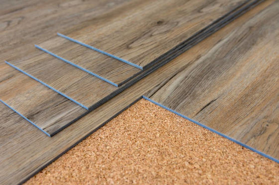 Pavimento in vinile di lusso da 4 mm, 5 mm e 6 mm per altri servizi post-vendita e 100% impermeabile