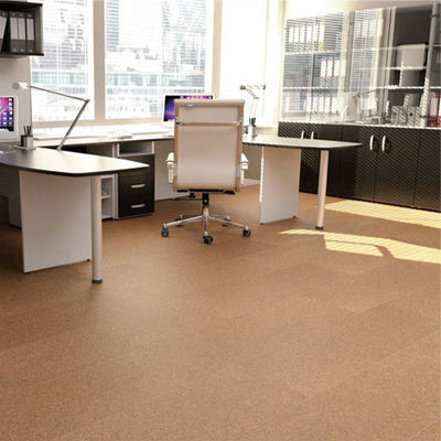 Soluzione personalizzata per pavimenti in legno 4mm 5mm Portagine Piastrelle di suolo in sughero con formazione in loco