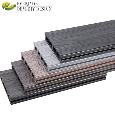 Decking composito in legno plastico esterno impermeabile con levigatura e rilievo 3D liscio