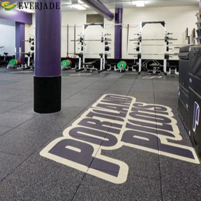 Granuli di gomma per palestra di alta densità da 20 mm Piastrelle per pavimenti di palestra per granuli unisex
