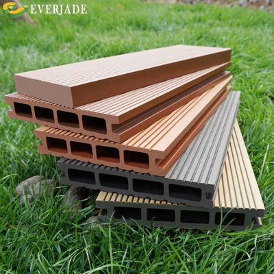 10,3%-1,4% Densità Interlocking Garden Decking Perfetto per esterni e 100% riciclabile