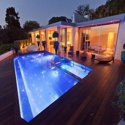 Wpc per piscina con luce solare per il vostro paese