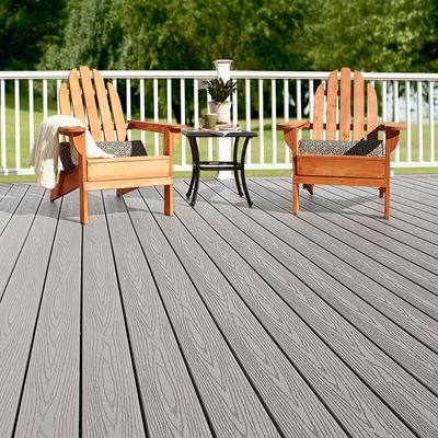 Intercategorie Consolidazione Soluzione del progetto Giardino personalizzato Paesaggiamento Decking
