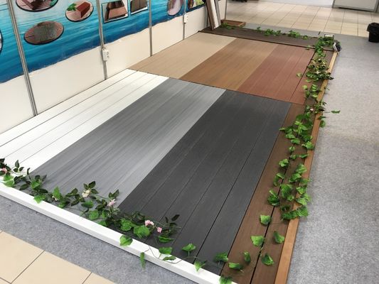 OEM WPC riciclabile 3D Decking in rilievo per il giardino sostenibile