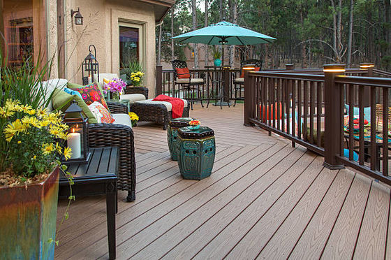 OEM WPC riciclabile 3D Decking in rilievo per il giardino sostenibile