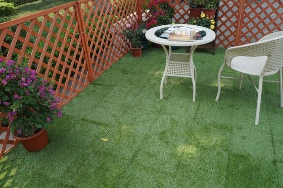 300x300x22/25 mm Dimensioni Piastrelle di terrazzamento interconnesse con pavimenti compositi in legno e plastica