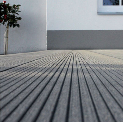 Pavimento esterno impermeabile Patio Decking Pavimento esterno in legno di plastica composita
