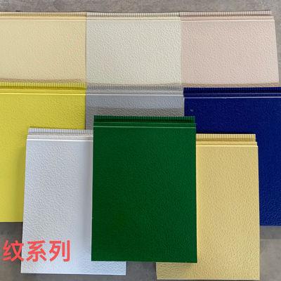 Pannello di rivestimento esterno in metallo leggero in stile di design moderno per rivestimenti murali